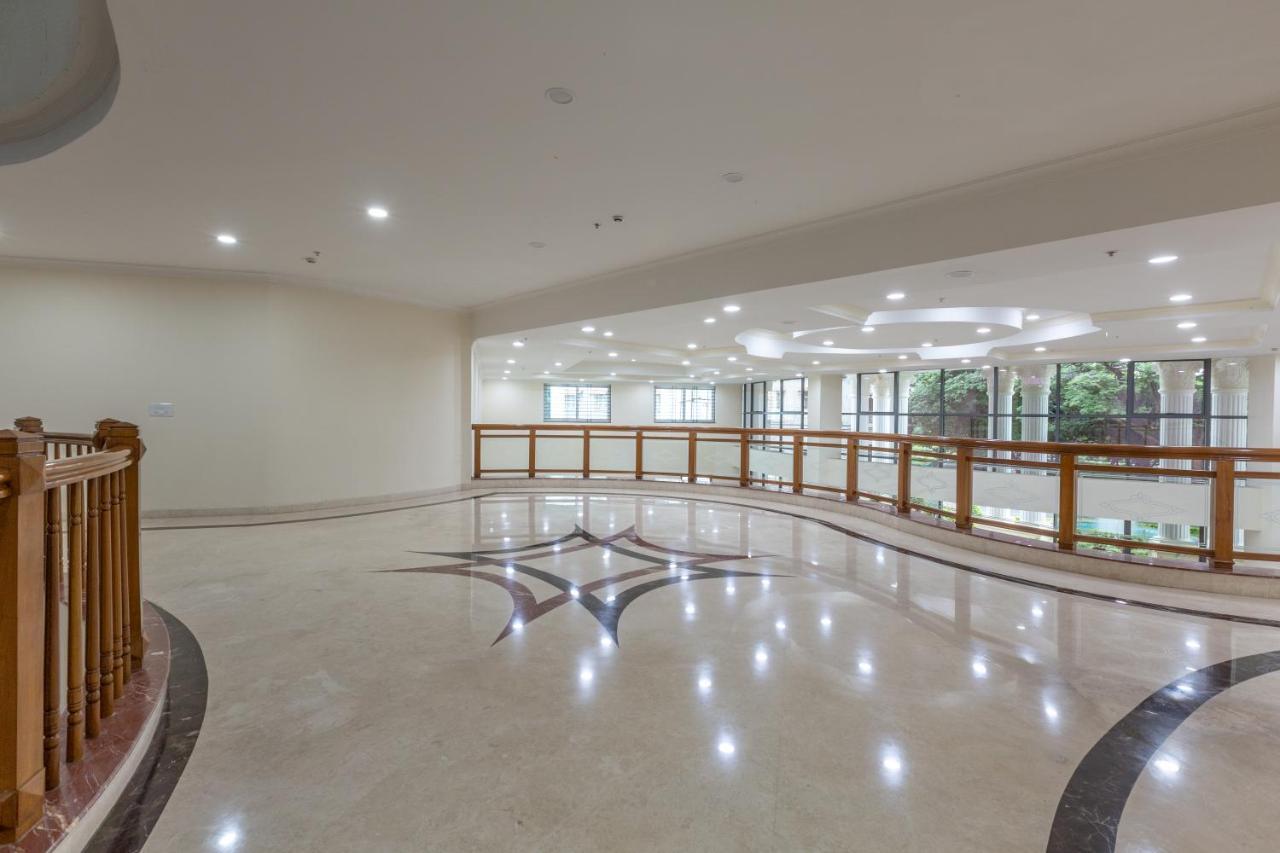 Kstdc Kumarakrupa Hotel Бангалор Екстериор снимка
