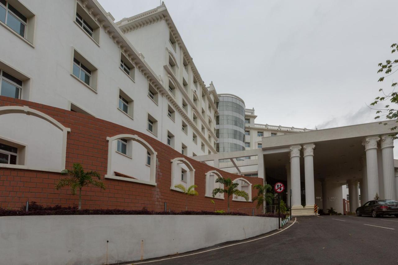 Kstdc Kumarakrupa Hotel Бангалор Екстериор снимка
