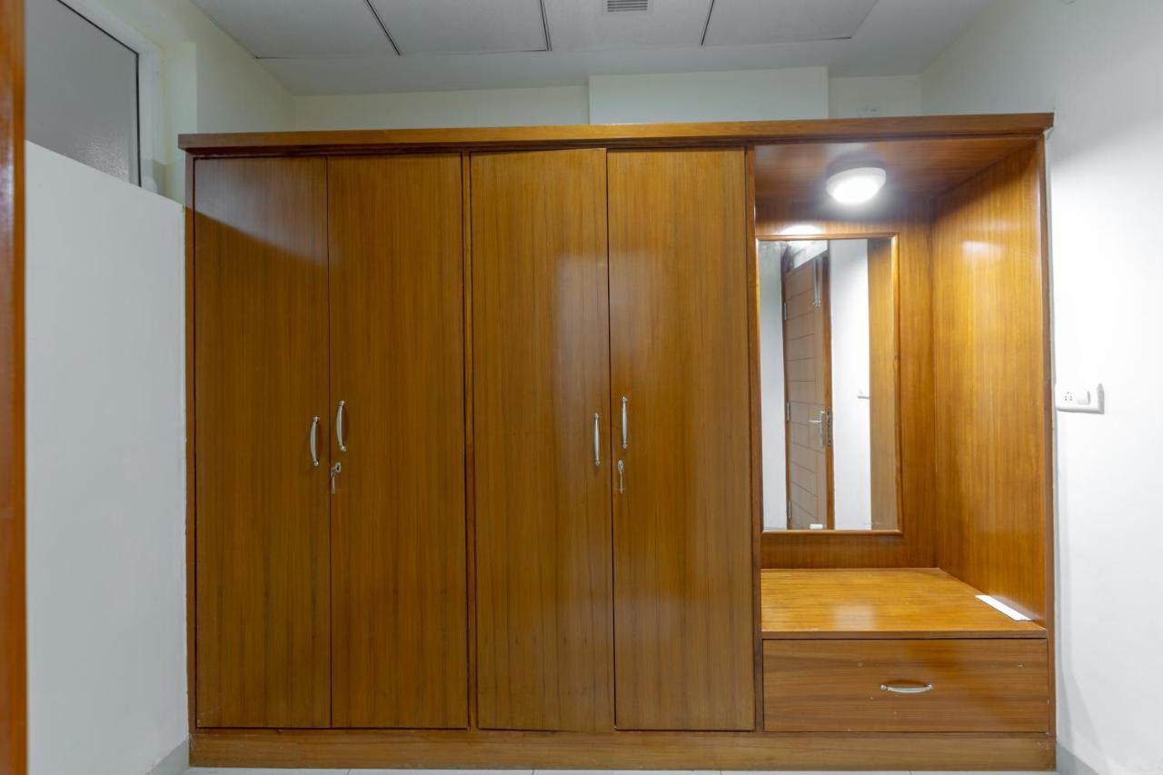 Kstdc Kumarakrupa Hotel Бангалор Екстериор снимка