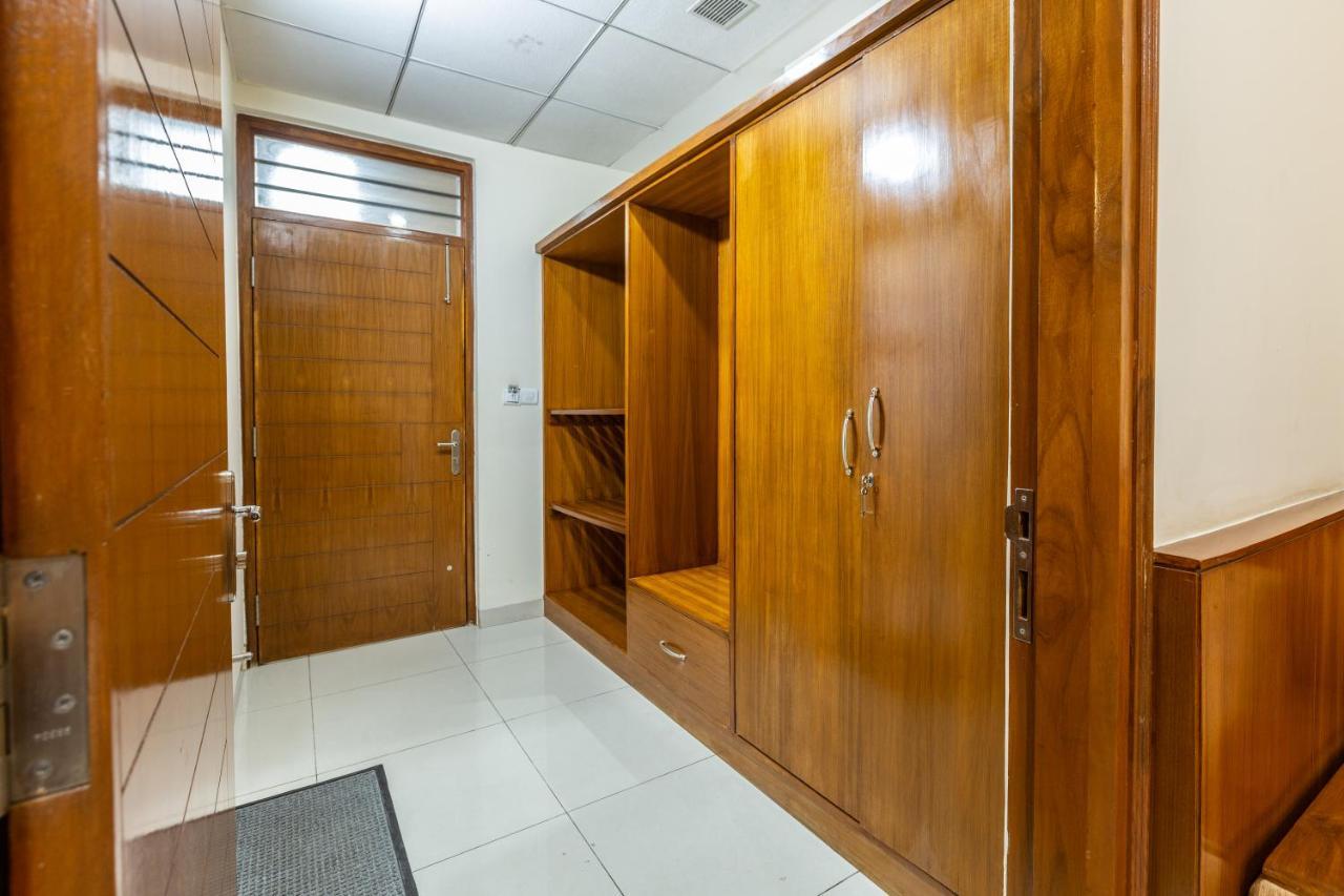 Kstdc Kumarakrupa Hotel Бангалор Екстериор снимка
